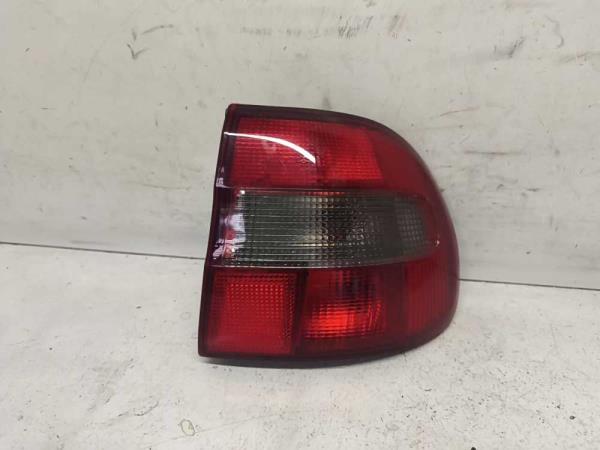 FEU ARRIERE DROIT VOLVO - Vue 1